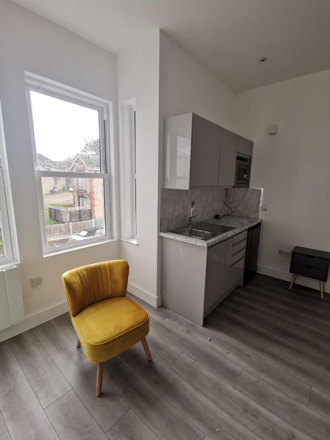 Seafront Suites - Close To Beach, Train Station & Southend Airport Southend-on-Sea Eksteriør bilde