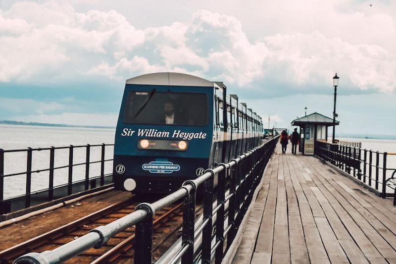 Seafront Suites - Close To Beach, Train Station & Southend Airport Southend-on-Sea Eksteriør bilde